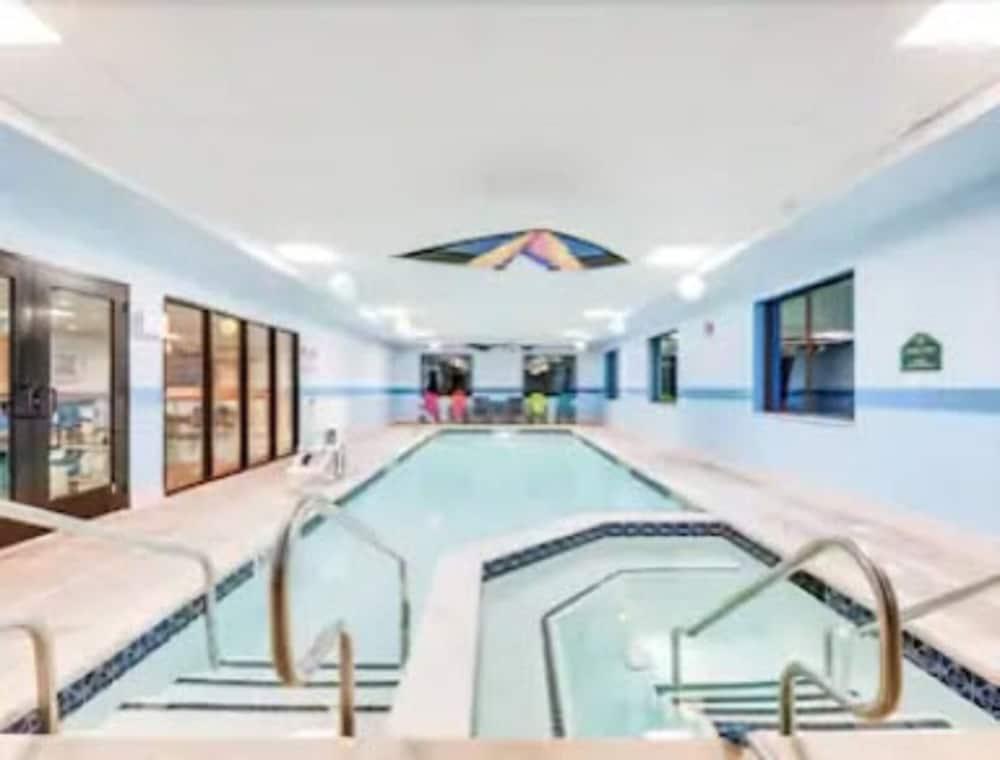 Wingate By Wyndham - 3*